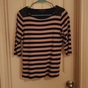 Womans Top  Sz Small